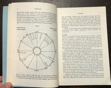 GUIDEPOSTS TO MYSTICAL, MUNDANE INTERPRETATIONS - De Long, 1988 ASTROLOGY SIGNED