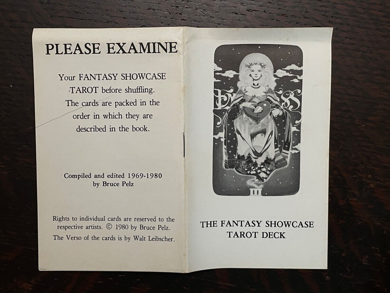 FANTASY SHOWCASE TAROT - OOP DIVINATION - UNUSED Cards in ORIGINAL