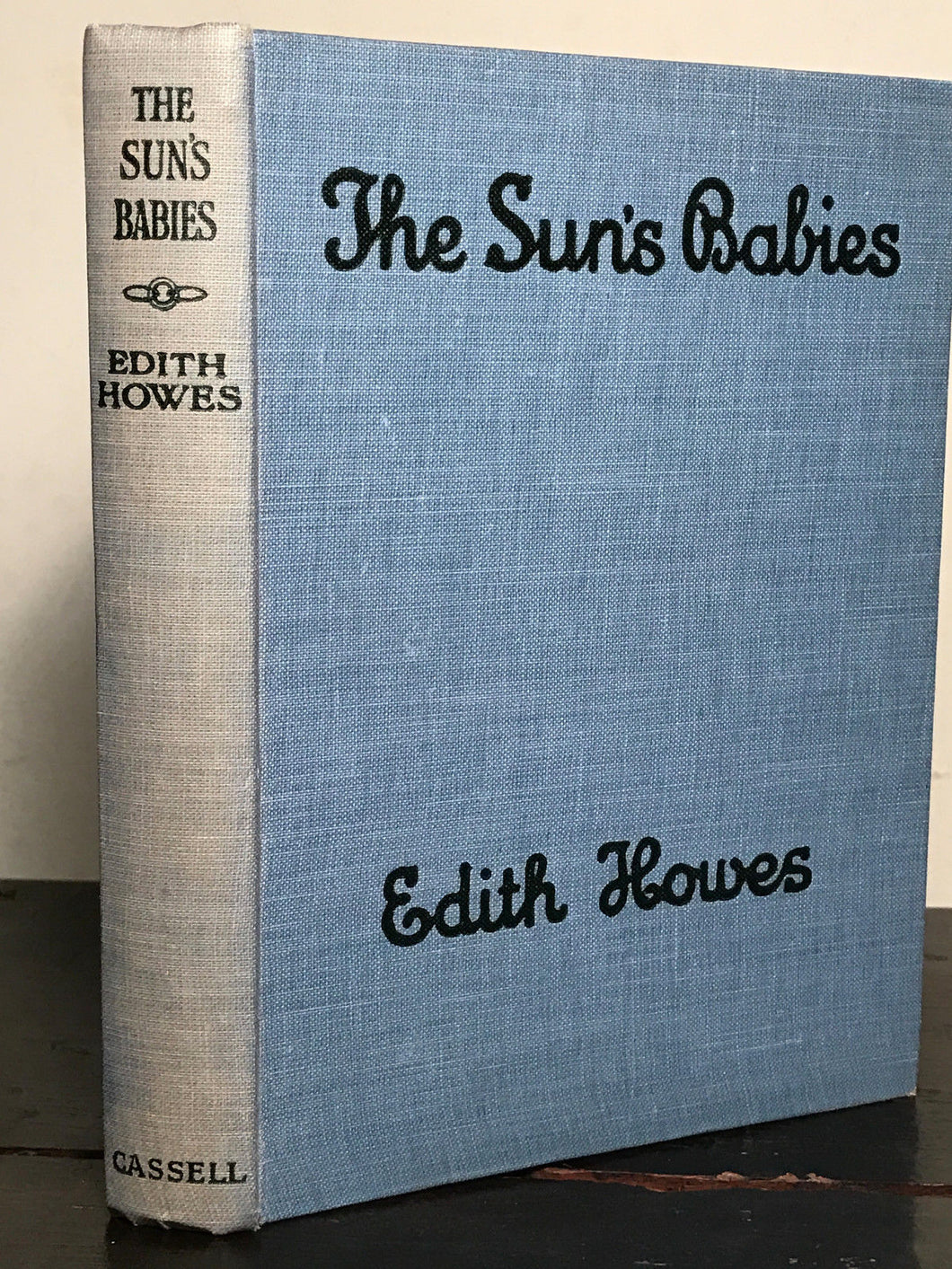 BINDING ERROR - THE SUN'S BABIES by Edith Howes, 1st / 1st 1926 FAIRIES