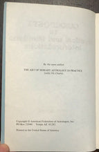 GUIDEPOSTS TO MYSTICAL, MUNDANE INTERPRETATIONS - De Long, 1988 ASTROLOGY SIGNED