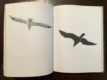 JONATHAN LIVINGSTON SEAGULL - RICHARD BACH - 1st Ed, 1970 SIGNED WITH DRAWING